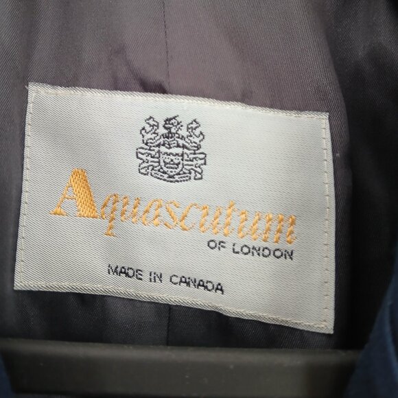 Vintage Aquascutum Aqua 5 Trench Coat in Navy Blue - Picture 9 of 15